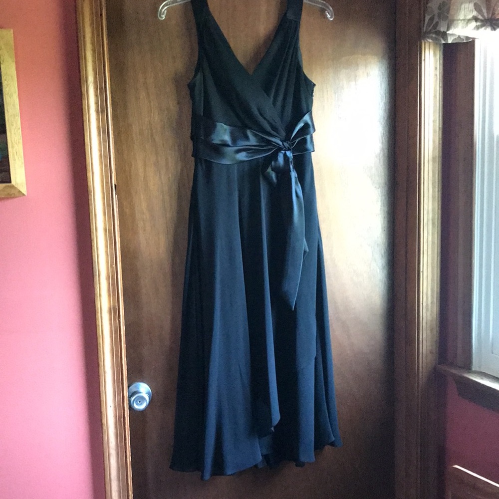 Jones Studio black sleeveless dress size 8 dry clean only